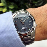 Seiko Men's Mechanical Watch Analog, Grey Dial with Silver Stainless Band, SNK621K