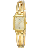 Titan Women's Watch Karishma Collection Analog, Champagne Dial Gold Stainless Strap,2131YM04