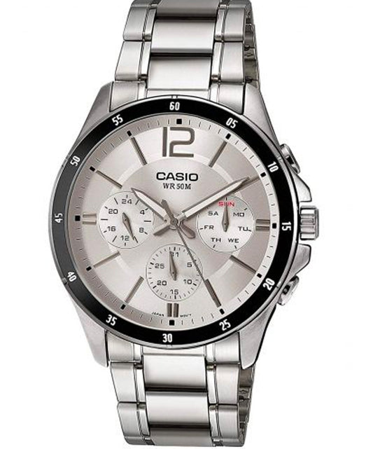 Casio men analog watch, white dial with comfortable strap, model CS-MTP-1374D-7AVDF, Bahrain