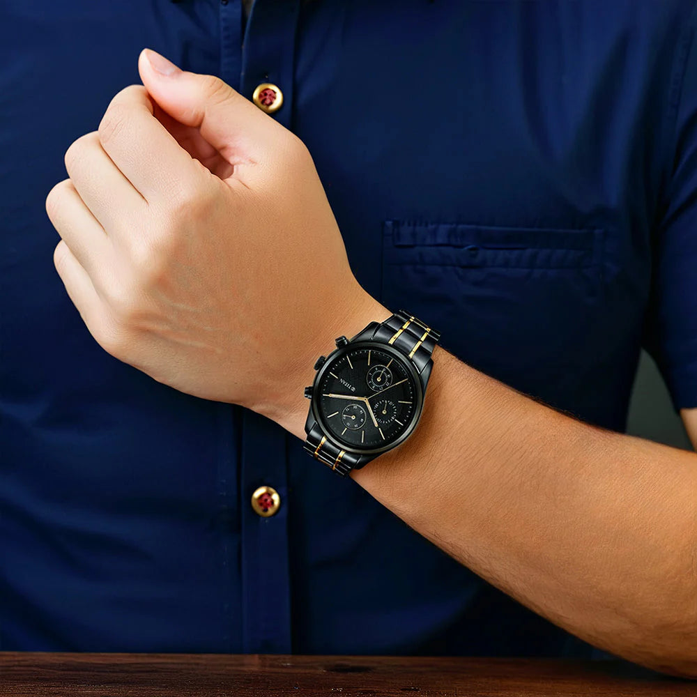 Titan Men's Watch Analog Black Dial With Black Stainless Steel Band, 1805KM06