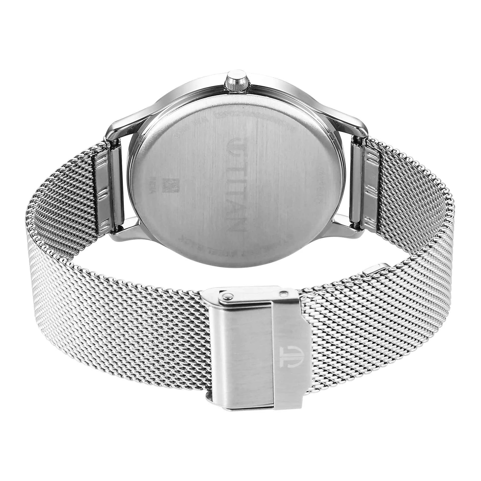 Titan Karishma Men's Watch Analog Silver Dial With Silver Stainless Steel Strap, 1825SM09