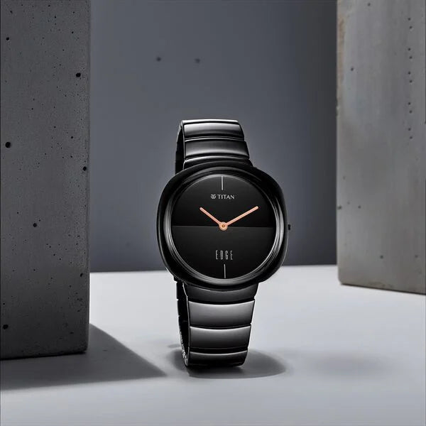 Titan Edge Squircle Unisex Watch Analog in Rich Black Dial with Glossy Ceramic Band, 1841NC01