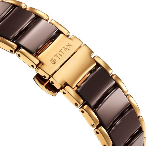Titan  Edge Men's Analog  Watch Brown Dial With Gold and brown Slim Steel & Ceramic Strap ,1878KD08