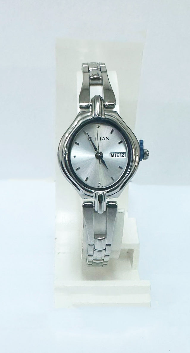 Titan Karishma Women's Analog Watch Silver Dial With Stainless Steel Strap, 2345SM03