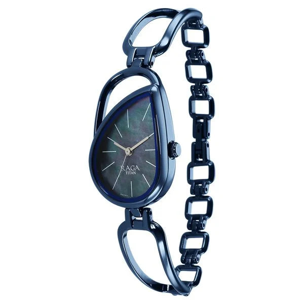 Titan Raga Chic Women's Watch Analog Blue Dial With Blue Stainless Steel  Band, 2688QM02