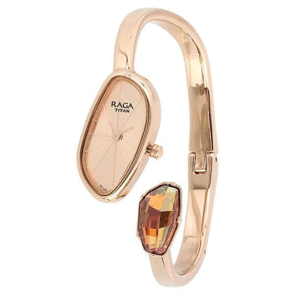 Titan Raga Espana Women's Watch Analog Rose Gold Dial with Rose Gold Stainless Steel Band, 95055WM01