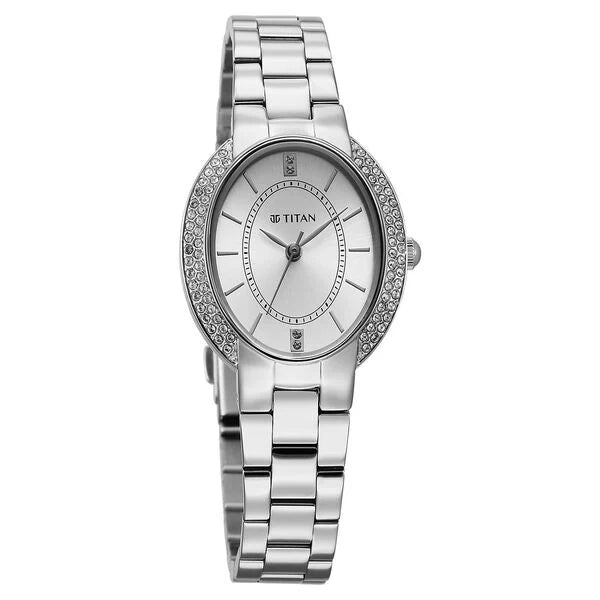 Titan Metro Quartz Analog Women's Watch With Silver Dial and Stainless Steel Strap,95304SM01