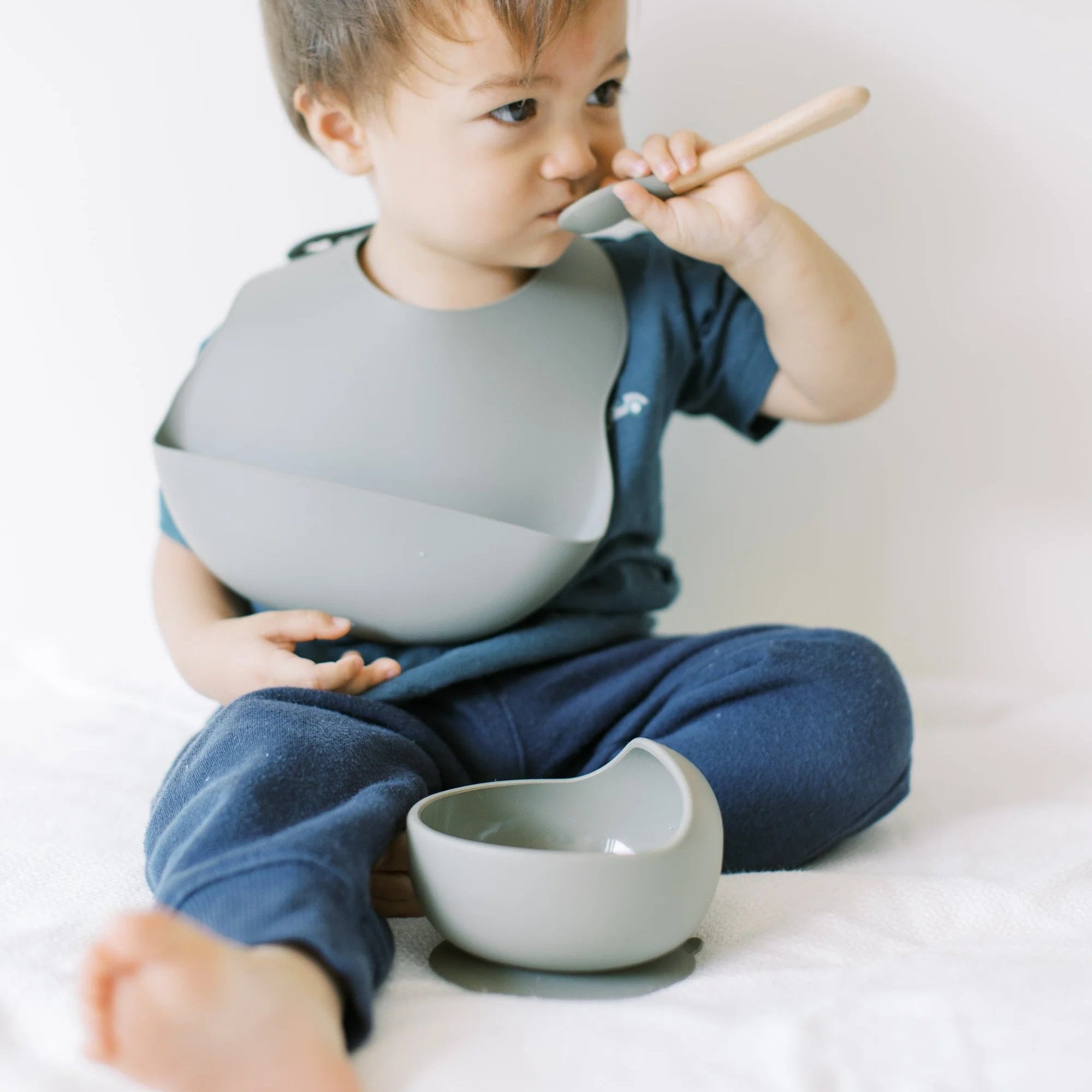 Milk It Baby Army Green Bib & Bowl Set, 100% Food Grade Silicone Set, MI-BBAG001