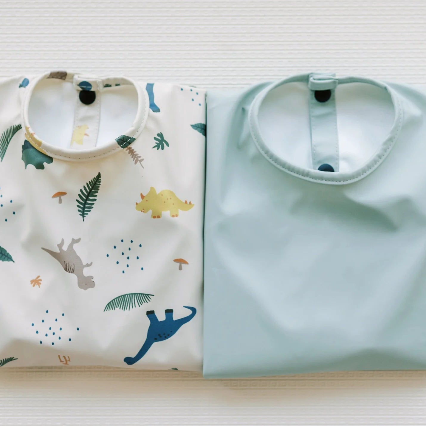 Milk It Baby Water Proof Sleeved Bib, Seafoam Green, MI-SBSG005